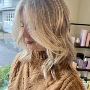 Kari Hayward,  - content section image